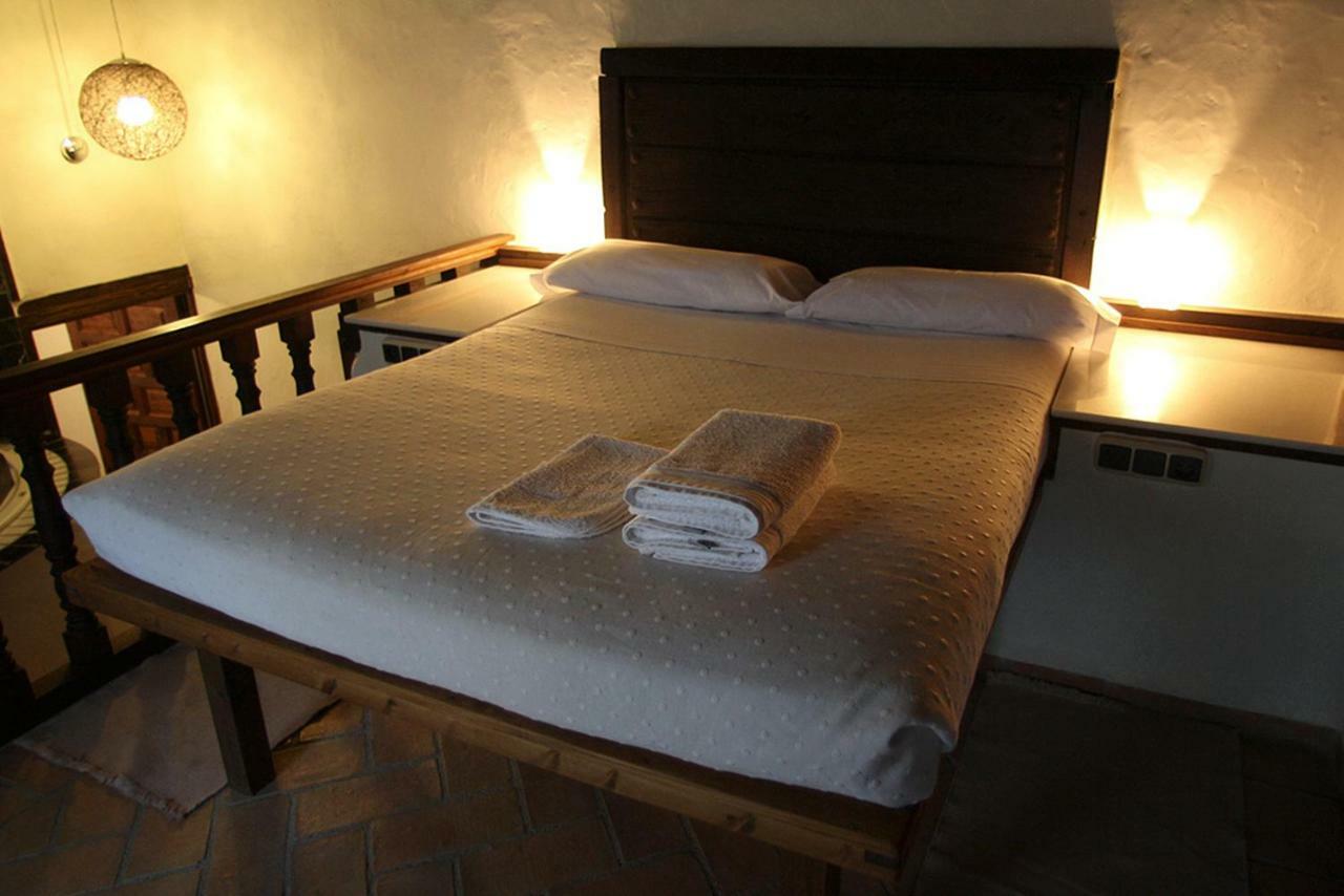 Hotel Rural Llerau Ponga Bagian luar foto